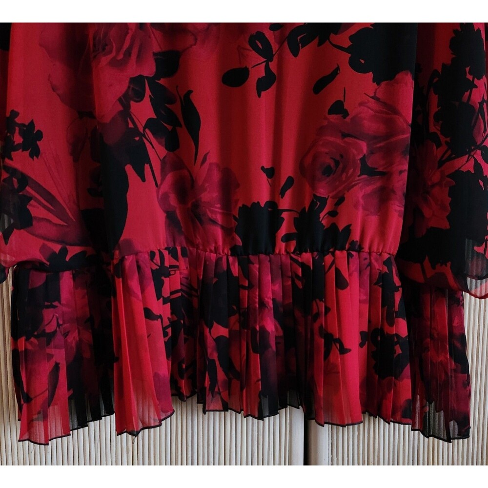 DB Established 1962 Women's Blouse Size 3X Red Floral Flattering Peplum - Picture 5 of 8
